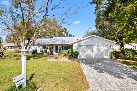 Photo of 10195 SE 178th Place, Summerfield, FL 34491 (MLS # OM718177)