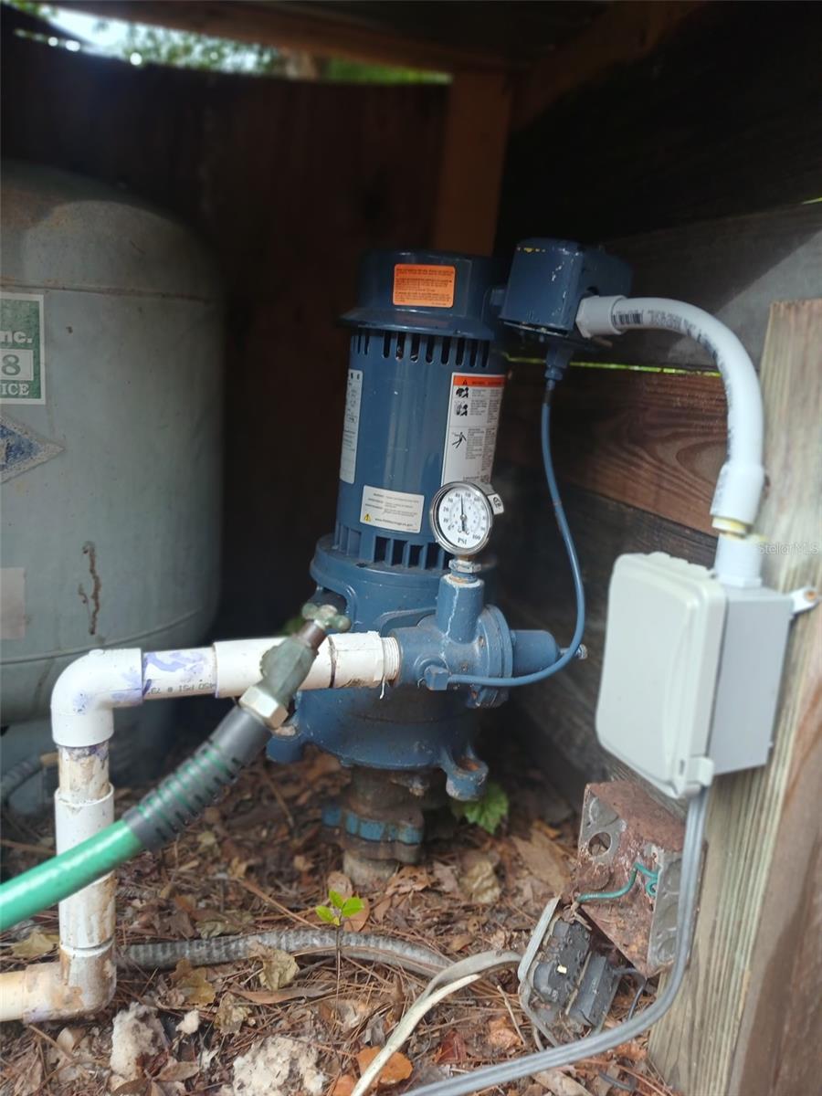 WOOD & LAKES SUB - Residential