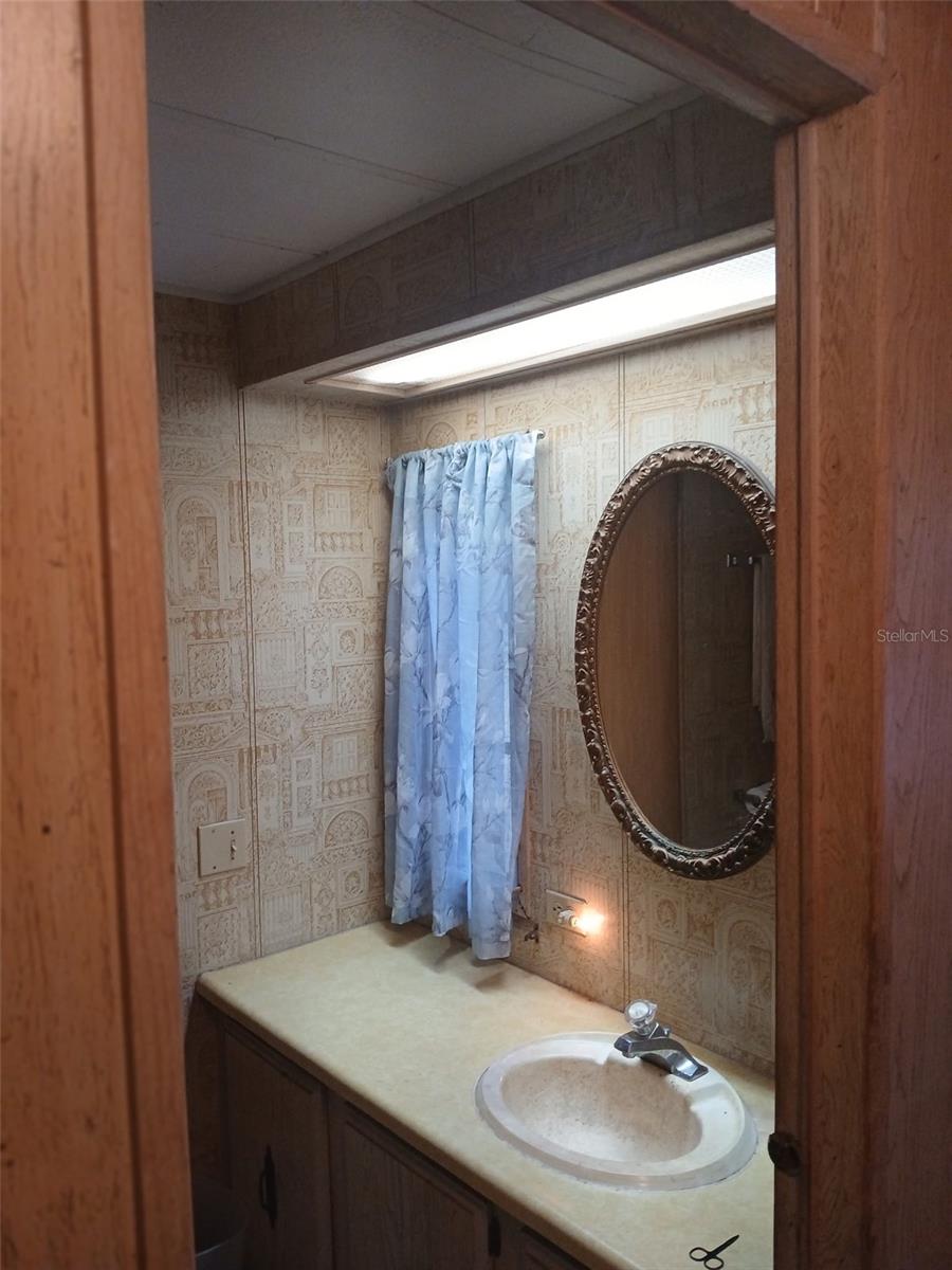 WOOD & LAKES SUB - Residential