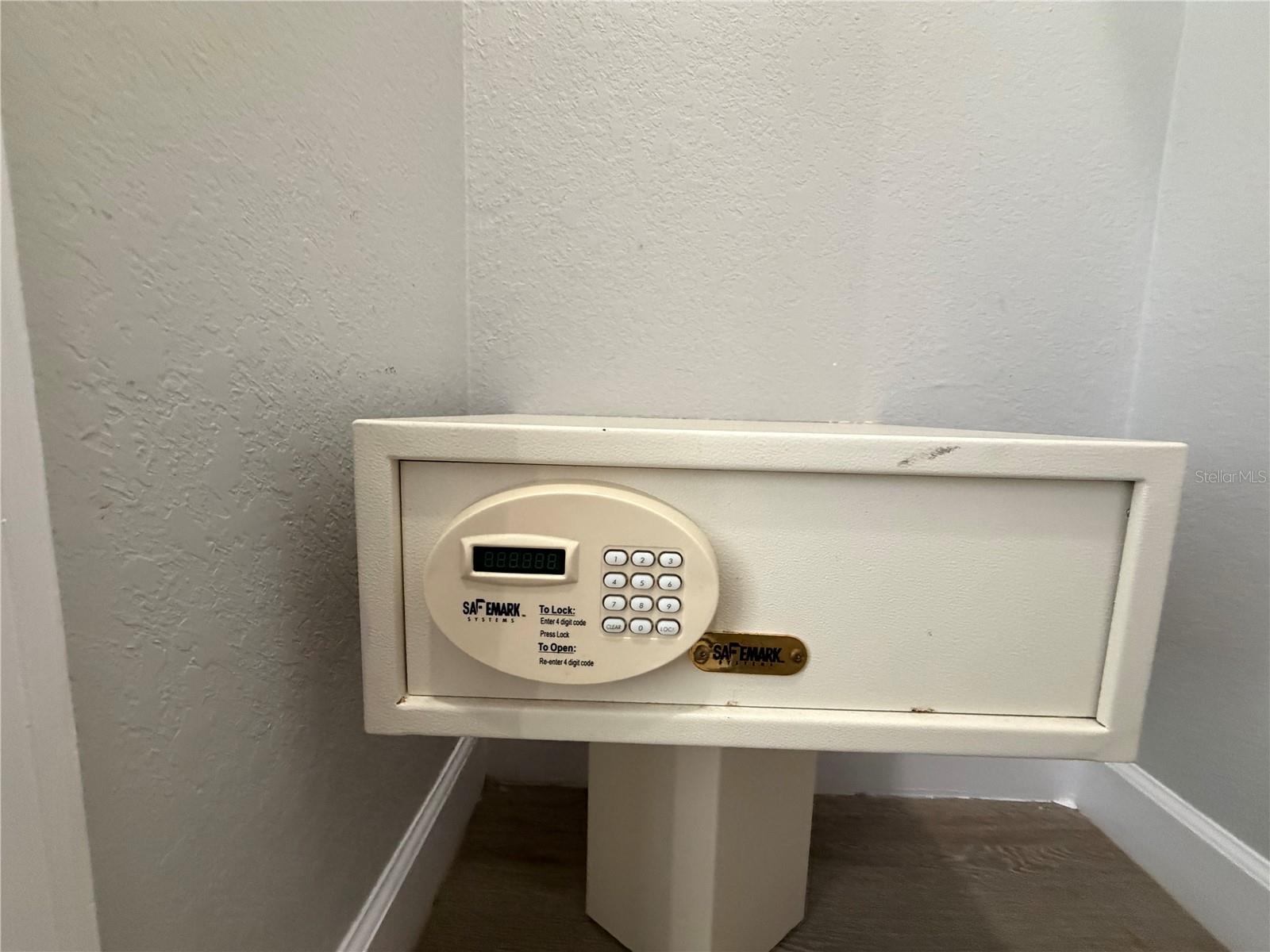 TUSCANA 3 CONDO - Residential