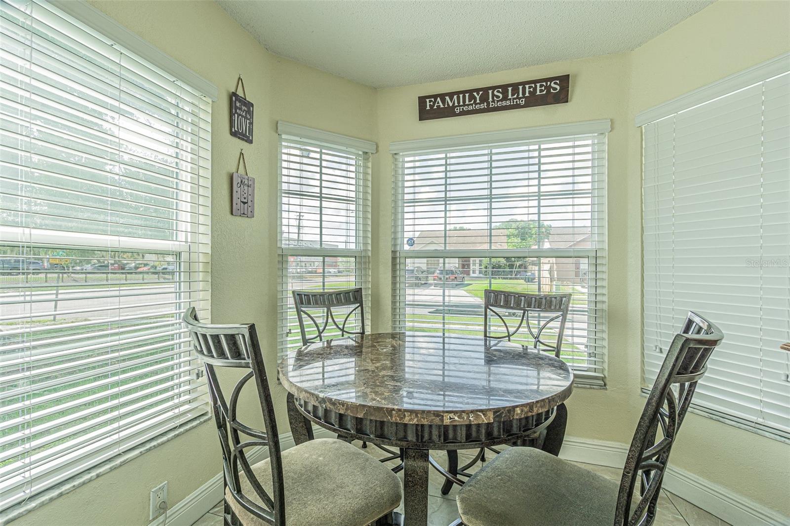 7601 LIMEBURY COURT