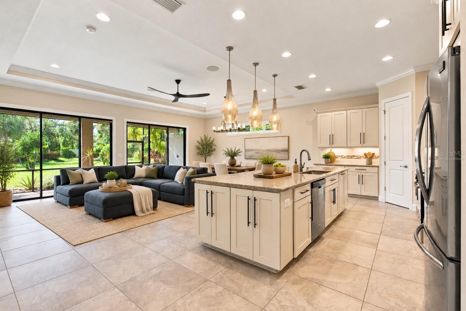9765 HIGHLAND PARK PLACE