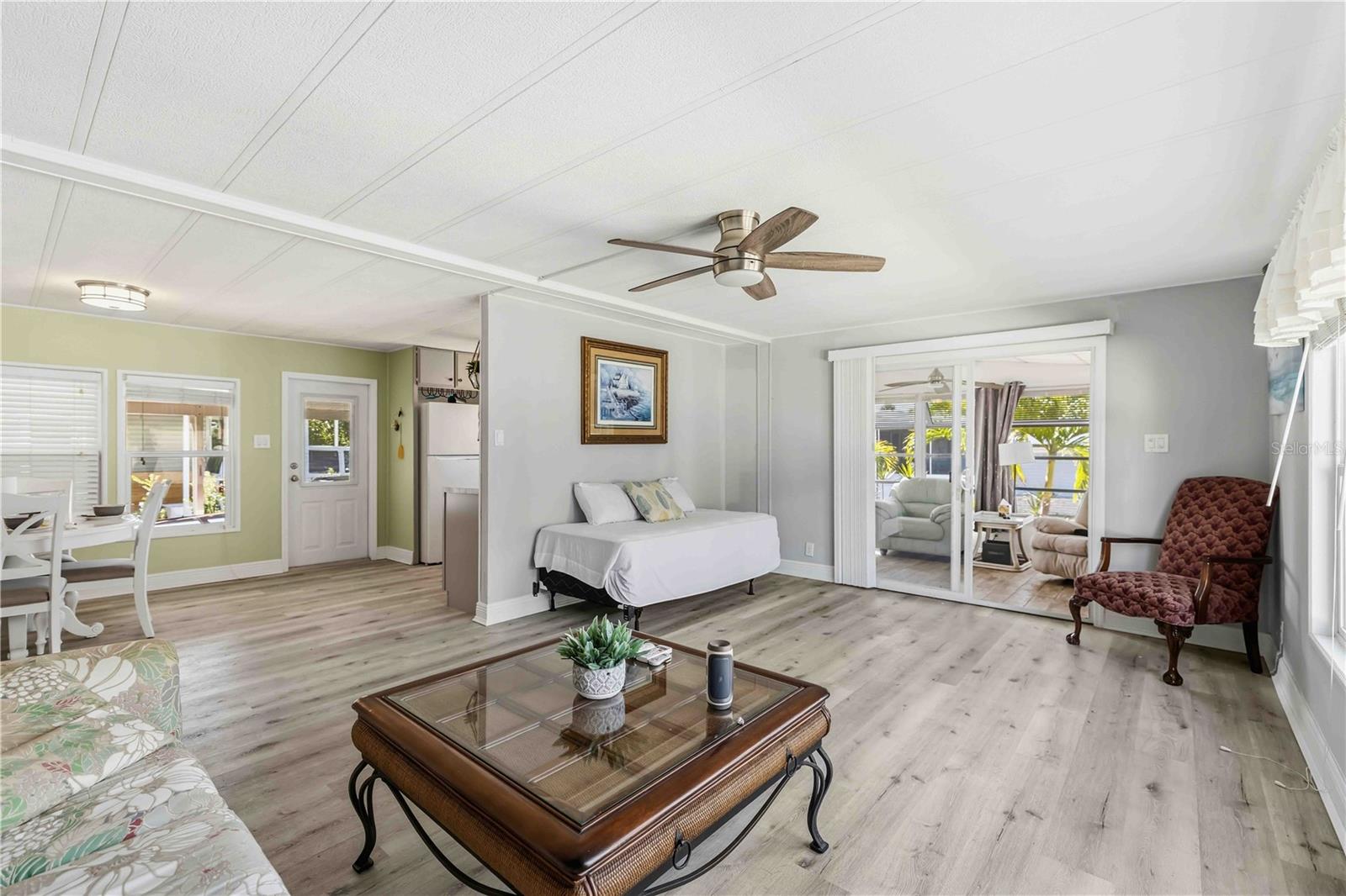 EAGLE POINT MHP - Residential