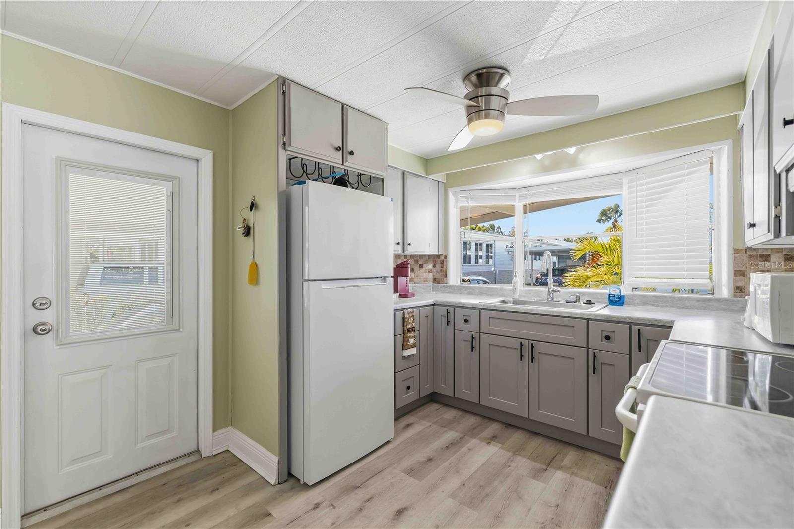 EAGLE POINT MHP - Residential