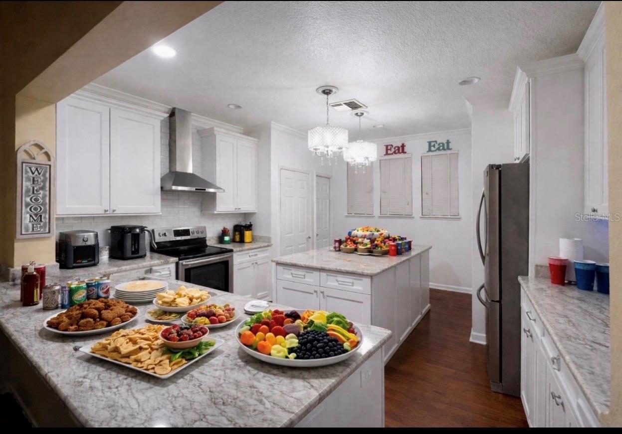 CELEBRATION EAST VILLAGE UNIT 3 - Residential Lease