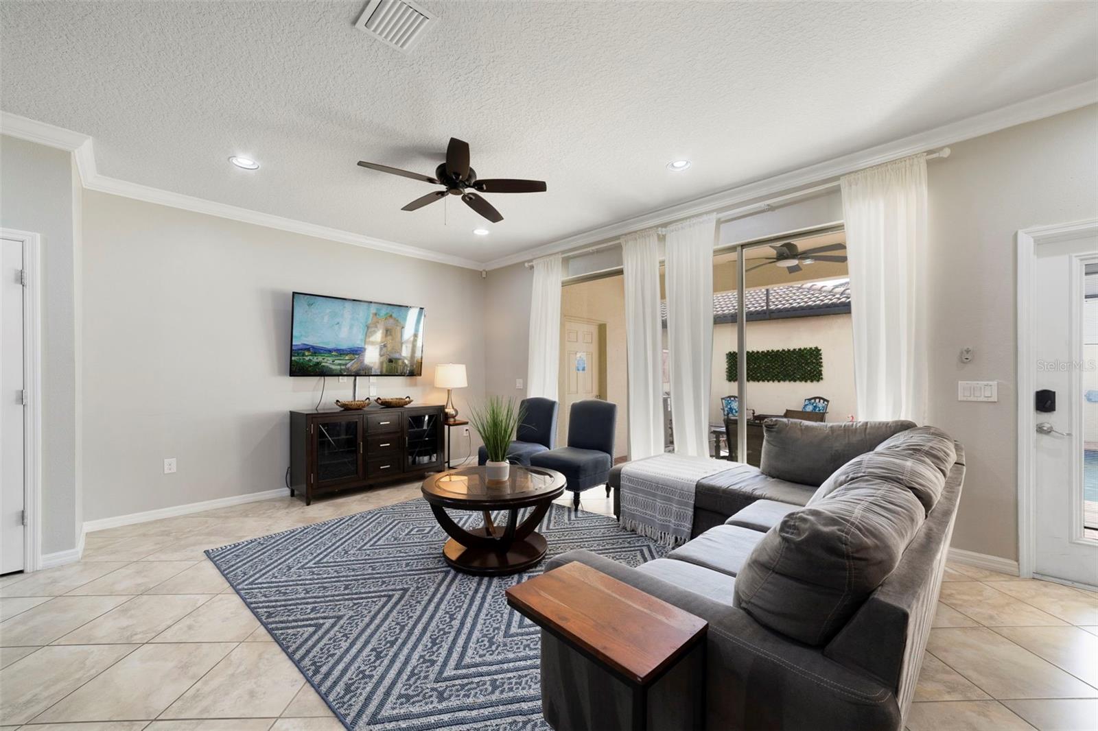 WINDSOR AT WESTSIDE PH 1 - Residential