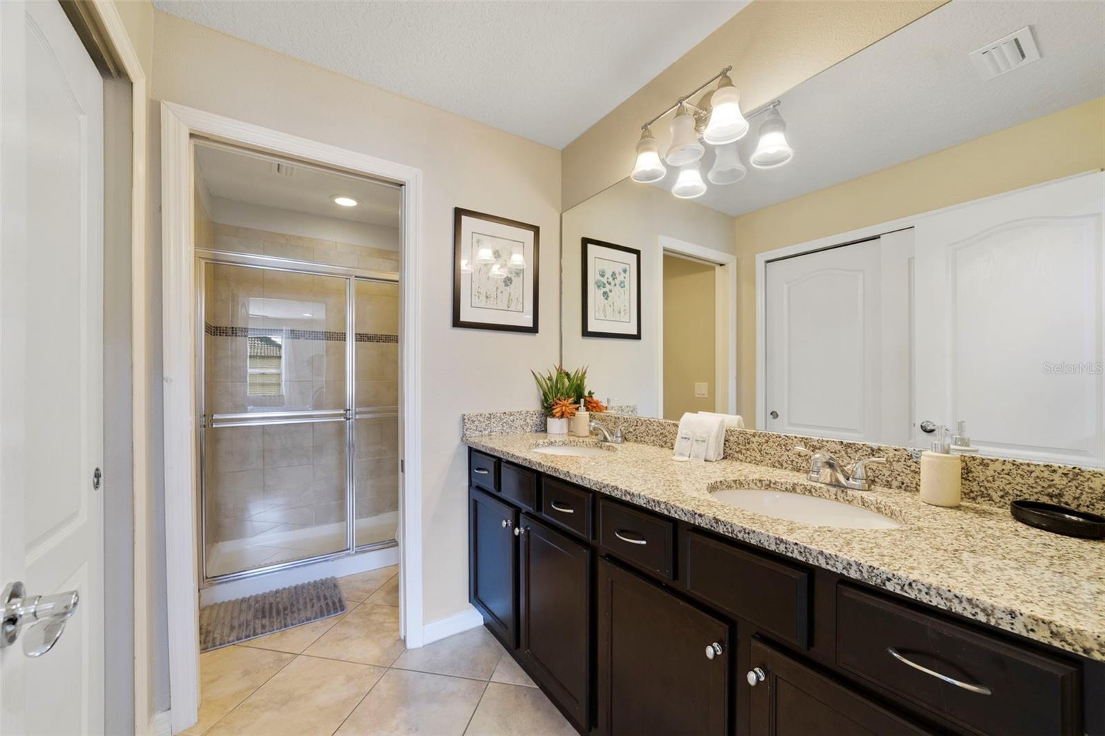 WINDSOR AT WESTSIDE PH 1 - Residential