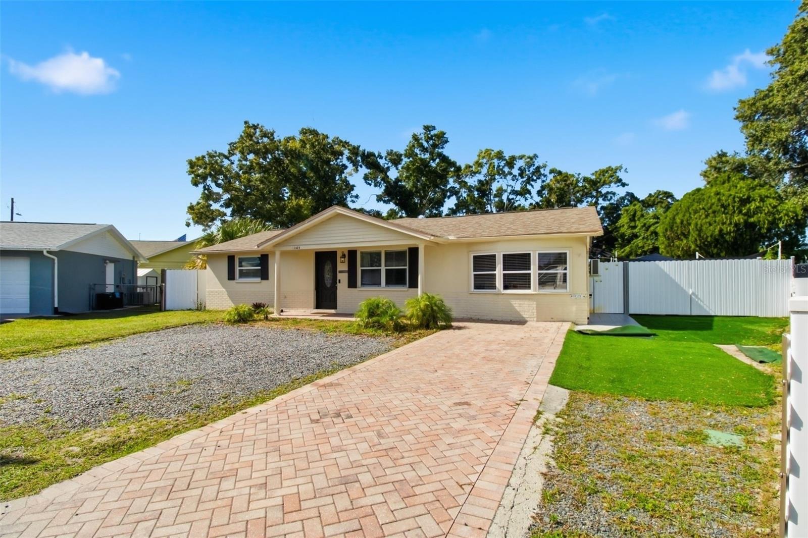 11625 CRYSTAL LAKE DRIVE
