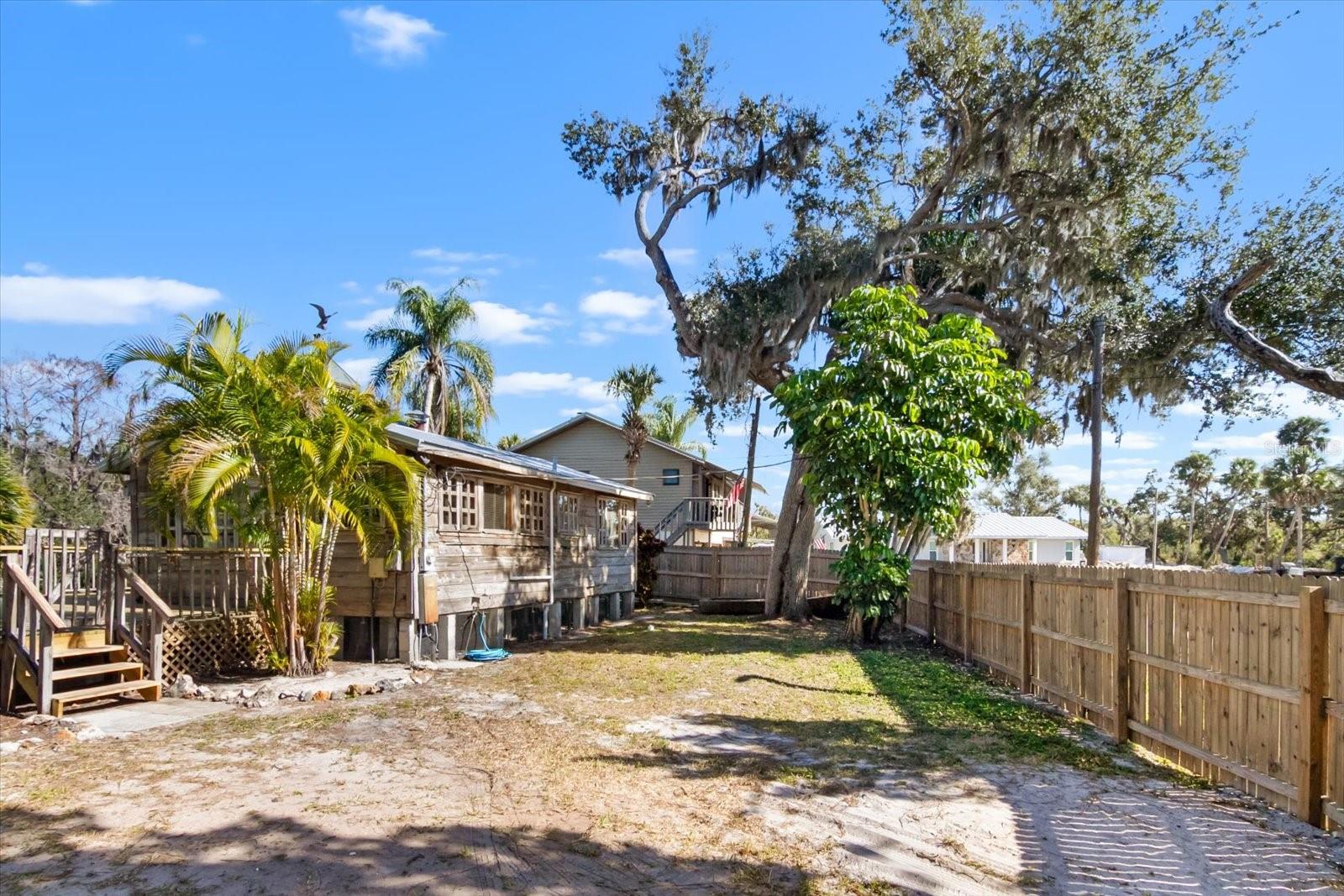 MARINELAND - Residential