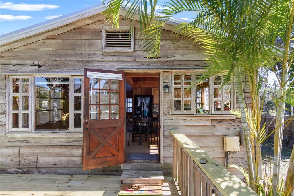 Photo of 6631 Lincoln Road, Bradenton, FL 34203 (MLS # A4682098)