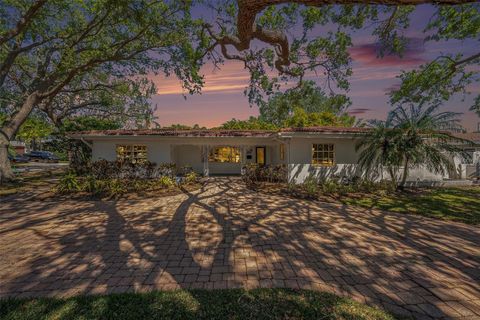 1100 SNELL ISLE BOULEVARD NE ST PETERSBURG FL 33704