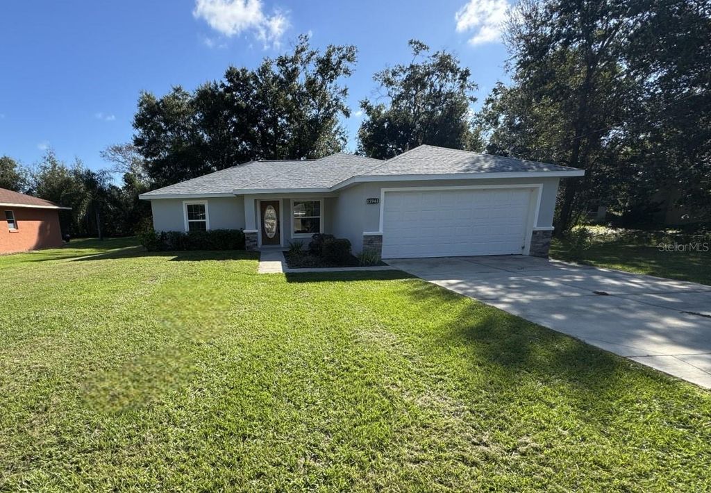 Photo of 15941 SE 89th Terrace, Summerfield, FL 34491 (MLS # G5097826)