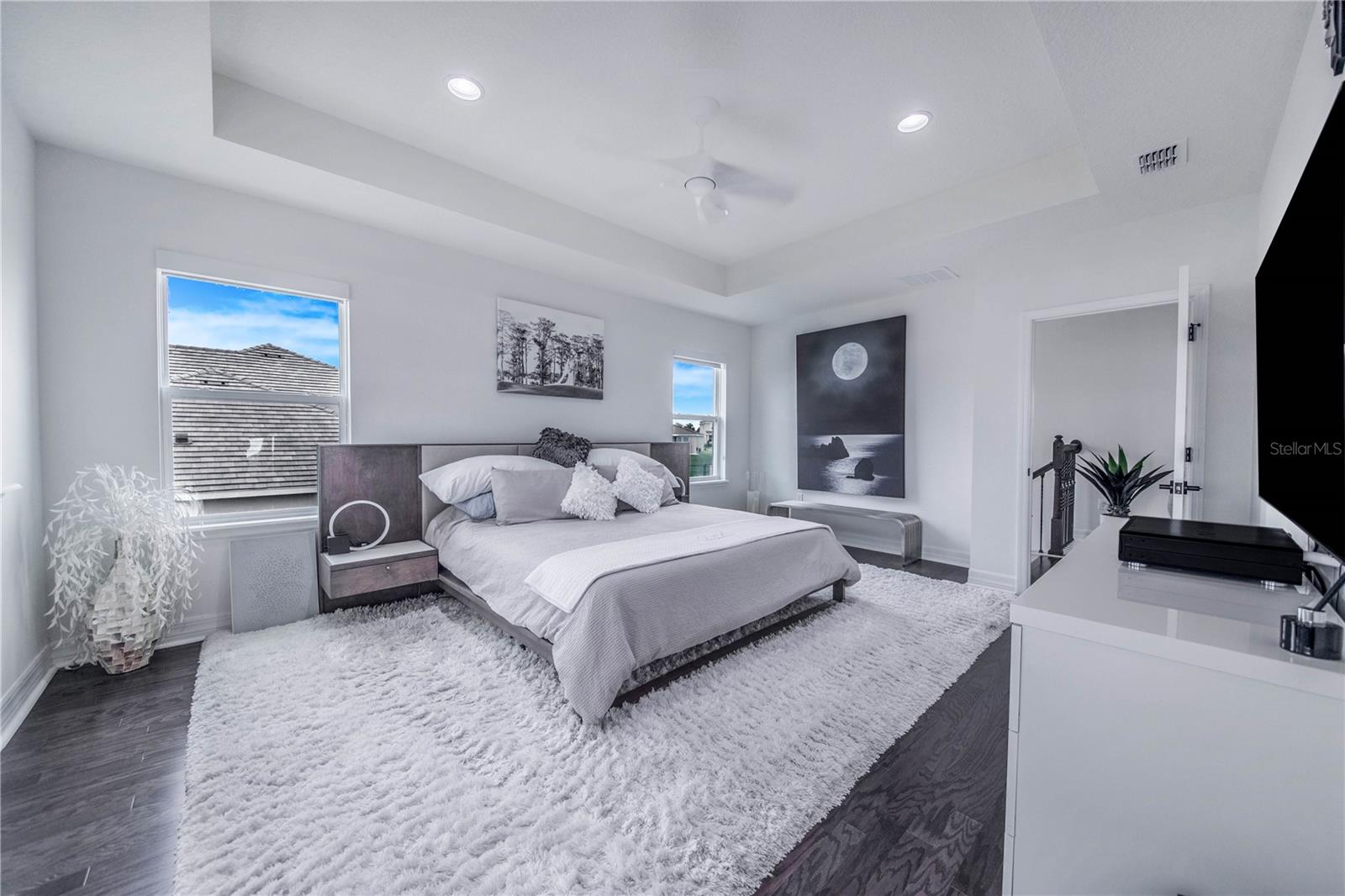 LAKE APOPKA SOUND - Residential