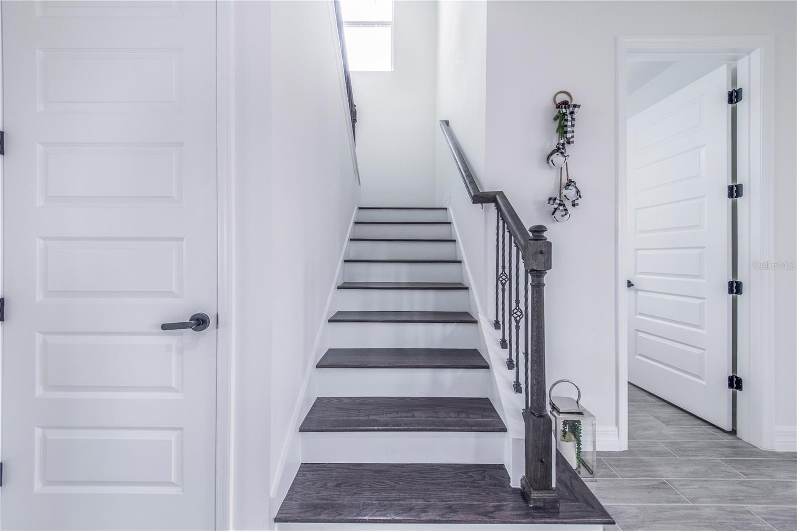 LAKE APOPKA SOUND - Residential