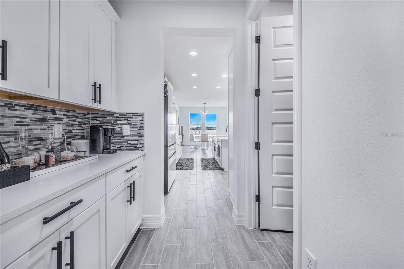 LAKE APOPKA SOUND - Residential