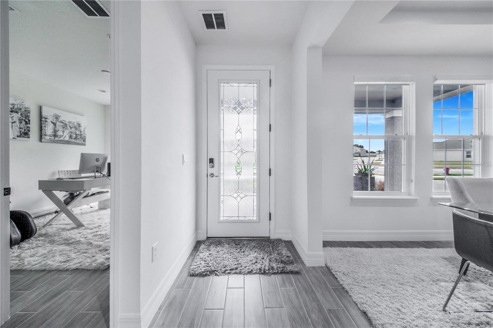 LAKE APOPKA SOUND - Residential