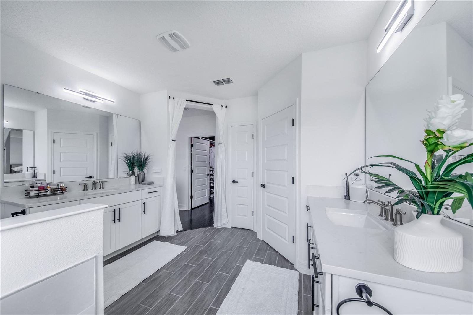 LAKE APOPKA SOUND - Residential