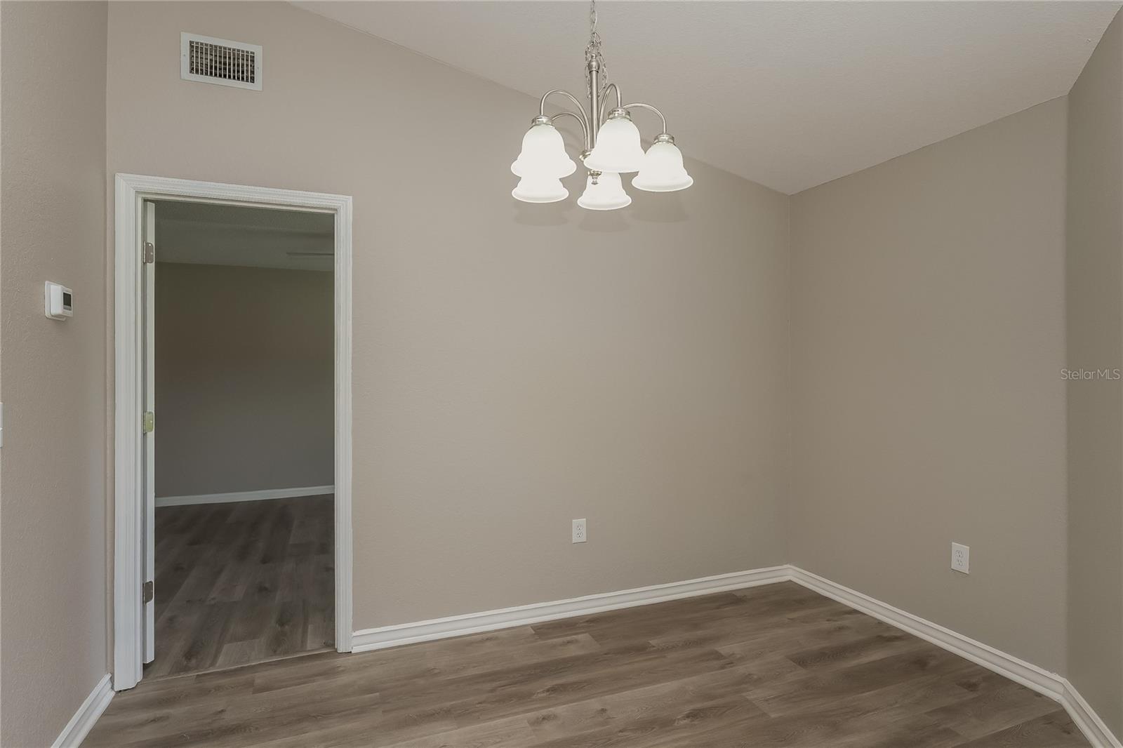 ASHLEY ESTATES - Residential Lease