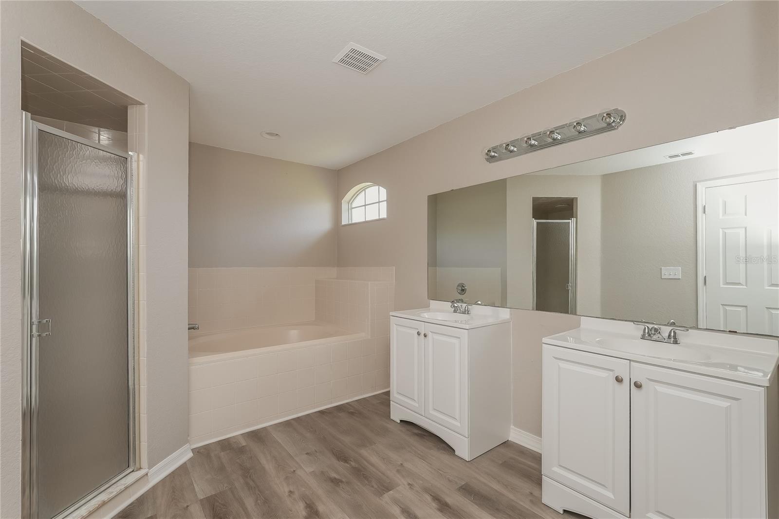 ASHLEY ESTATES - Residential Lease