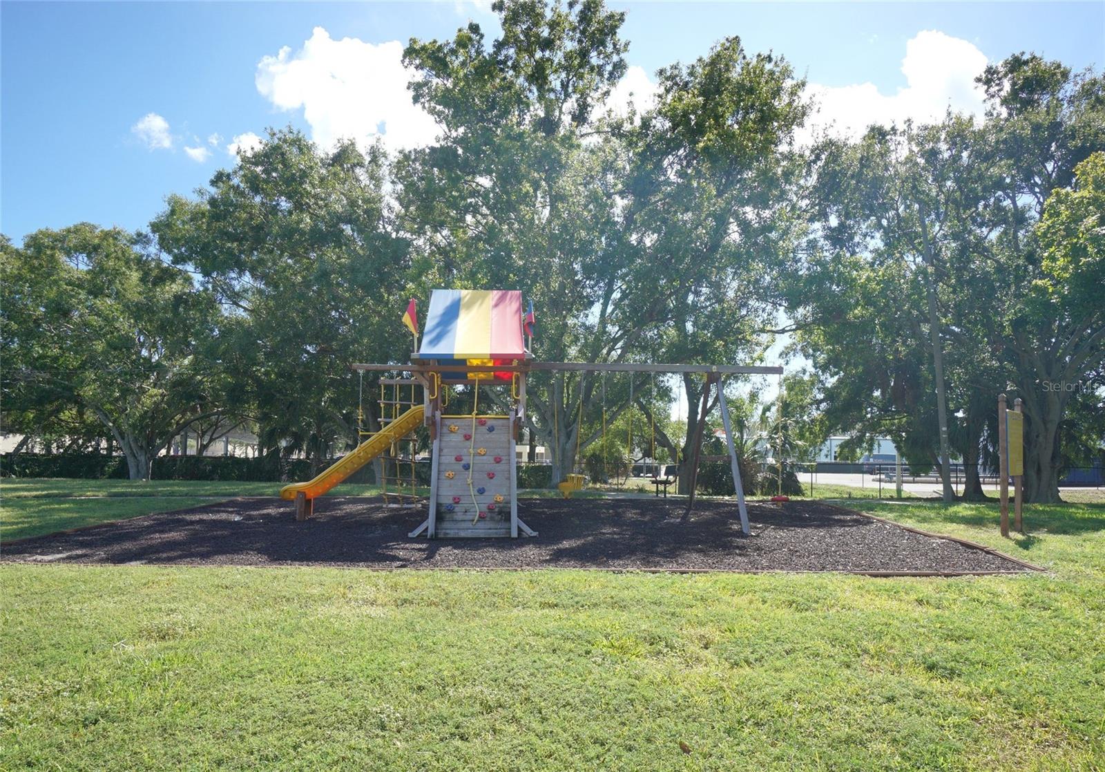 TAMPA VILLAS SOUTH UNIT 1 - Residential Lease