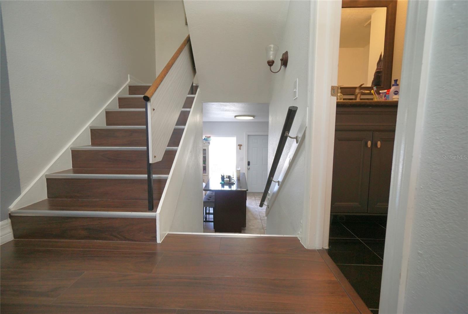 TAMPA VILLAS SOUTH UNIT 1 - Residential Lease