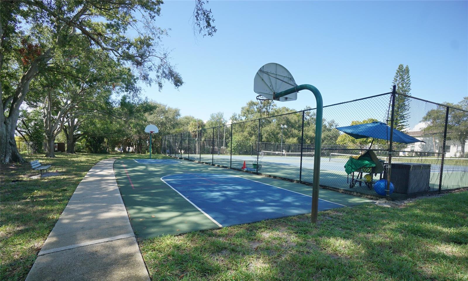 TAMPA VILLAS SOUTH UNIT 1 - Residential Lease