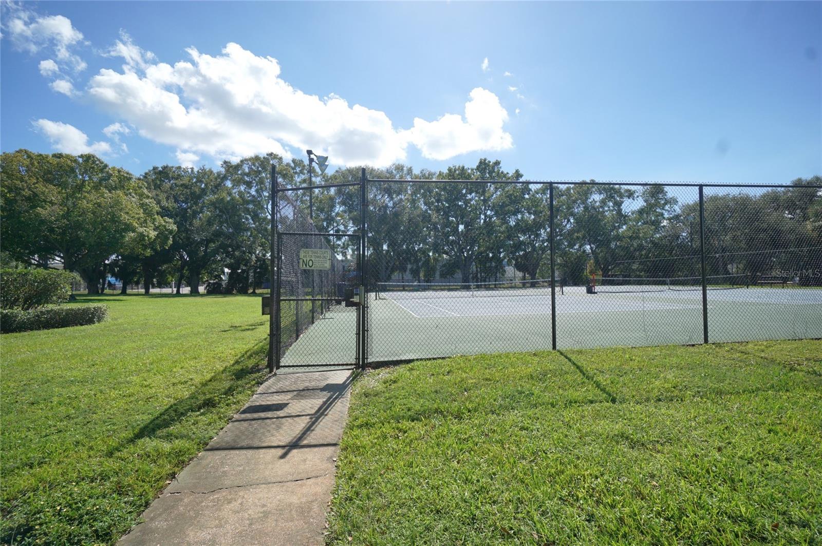 TAMPA VILLAS SOUTH UNIT 1 - Residential Lease