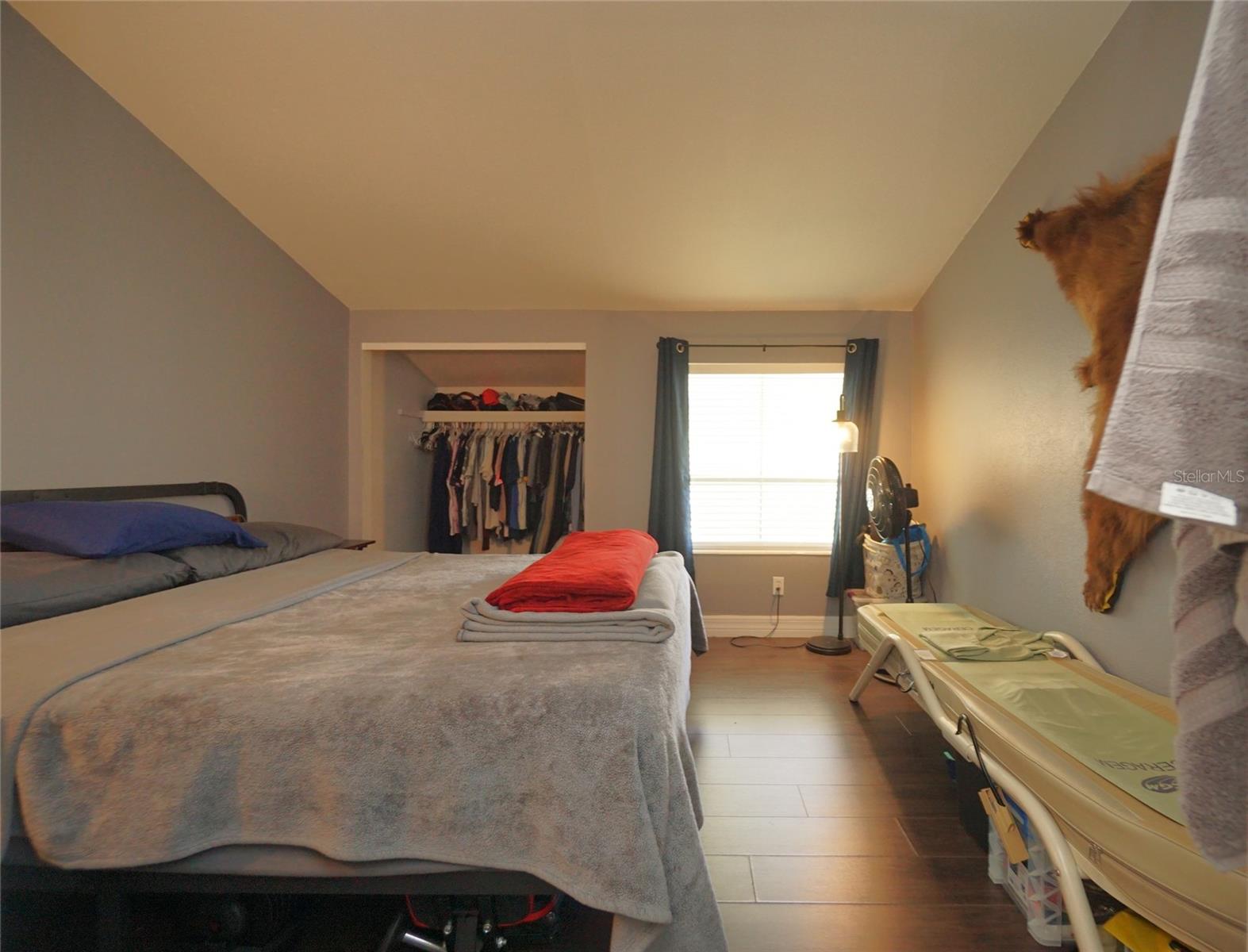 TAMPA VILLAS SOUTH UNIT 1 - Residential Lease