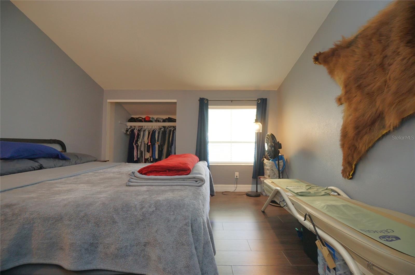 TAMPA VILLAS SOUTH UNIT 1 - Residential Lease