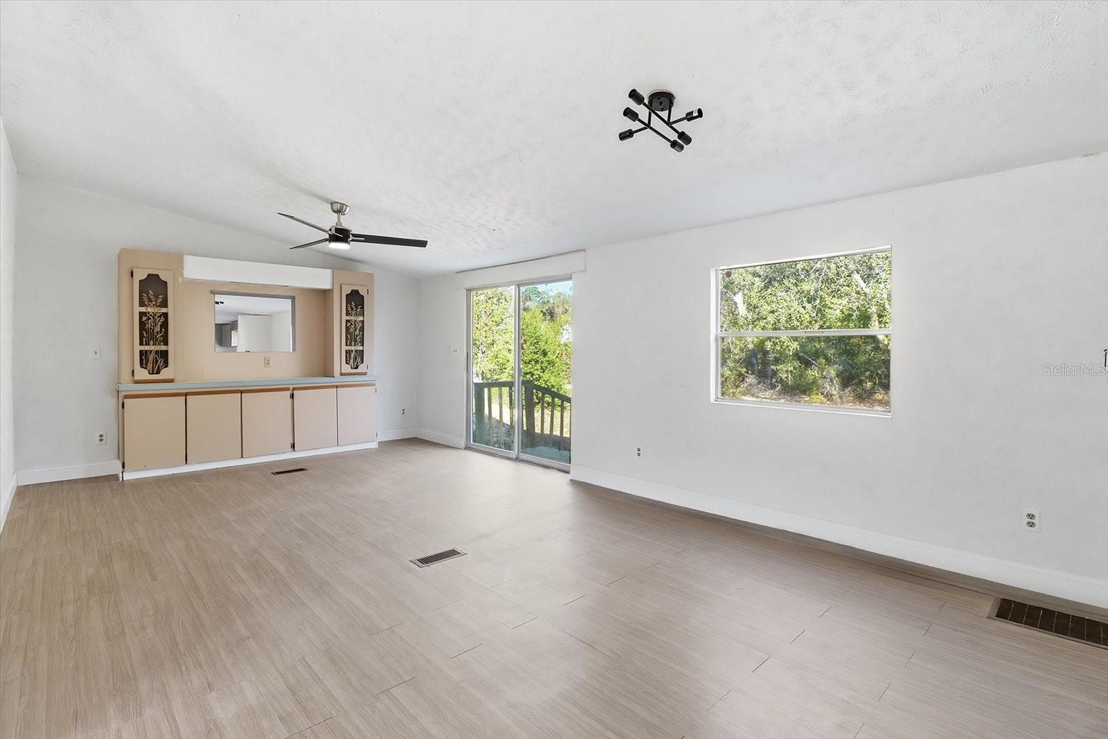 HIGH RIDGE ESTATES - Residential