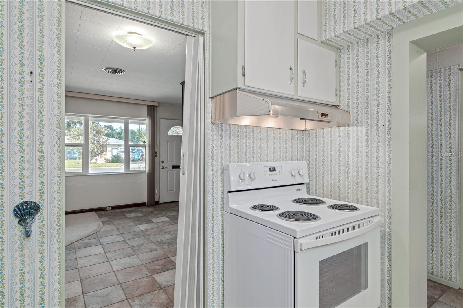 LAKE SILVER SHORES - Residential