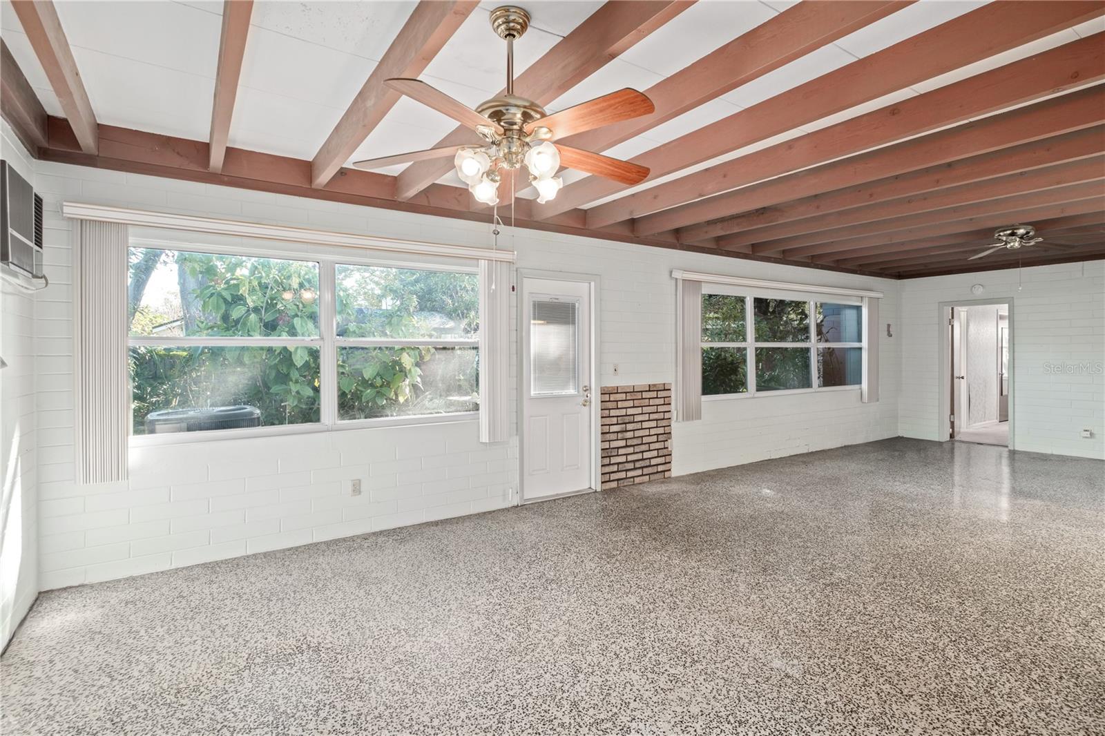 LAKE SILVER SHORES - Residential