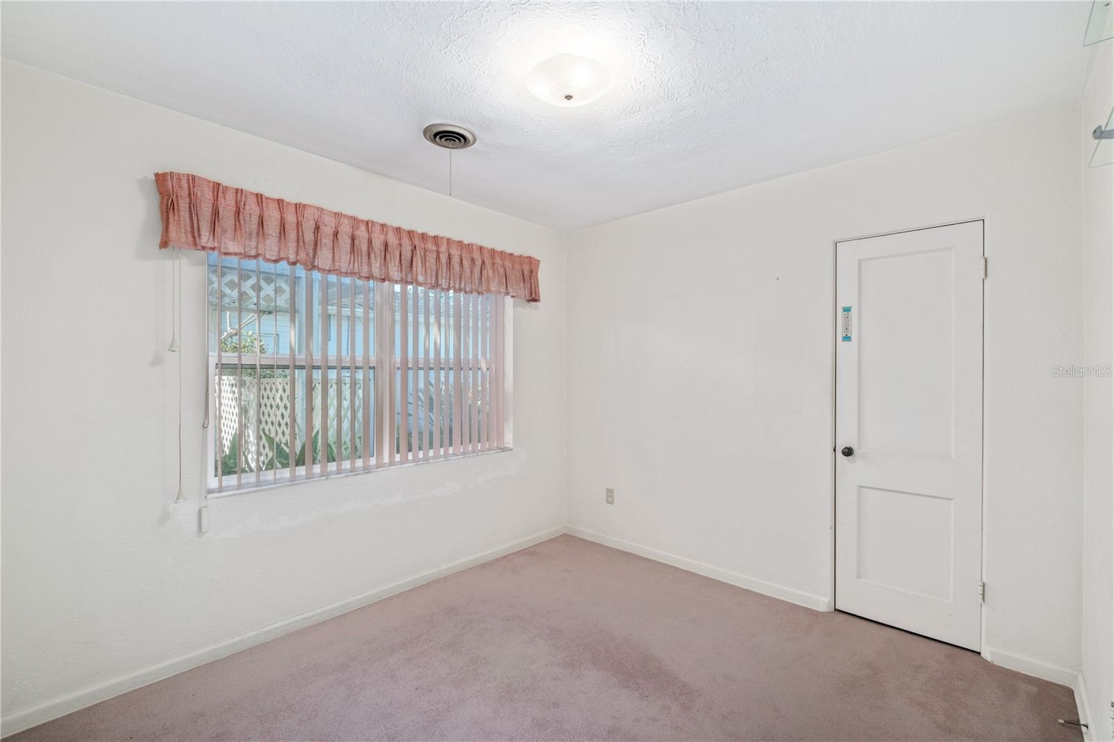 LAKE SILVER SHORES - Residential