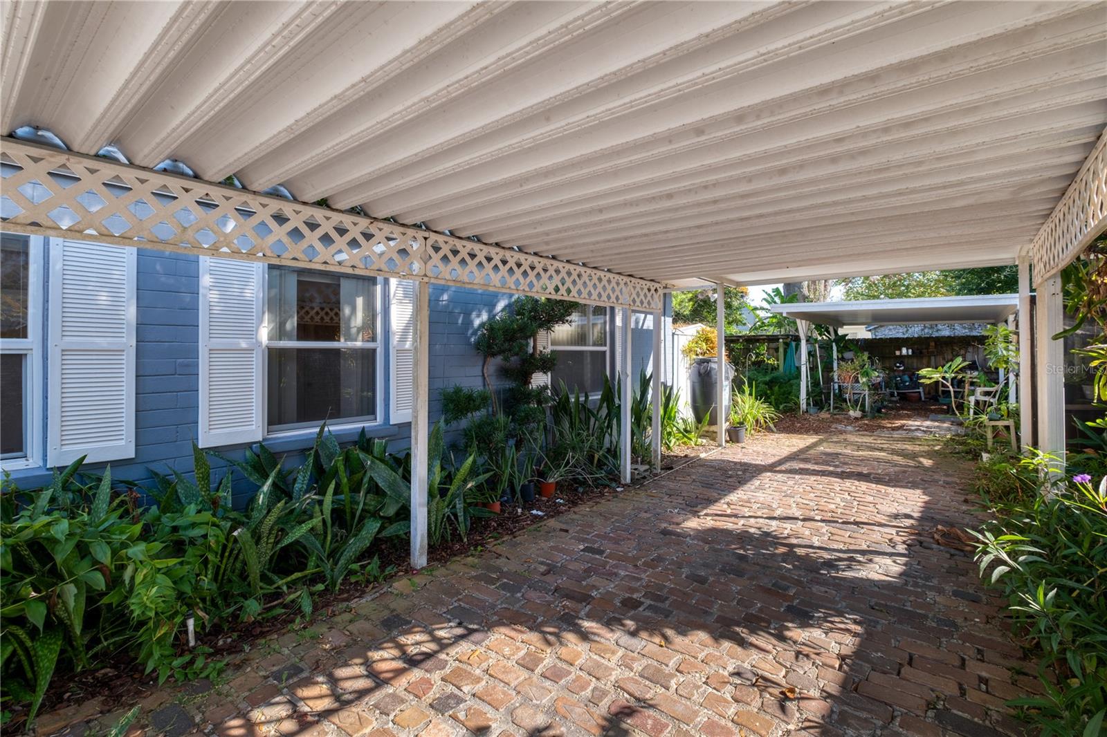 LAKE SILVER SHORES - Residential