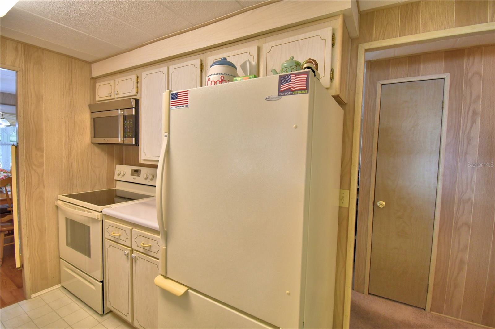 ARIANA SHORES MHP - Residential