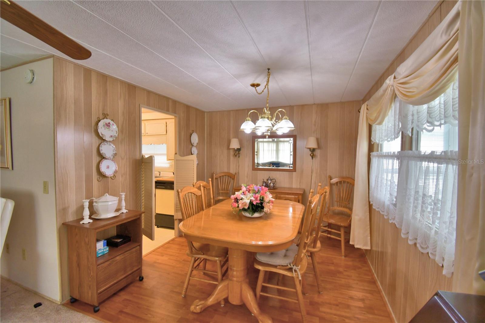 ARIANA SHORES MHP - Residential