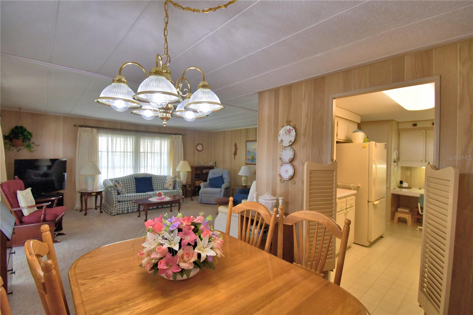 ARIANA SHORES MHP - Residential