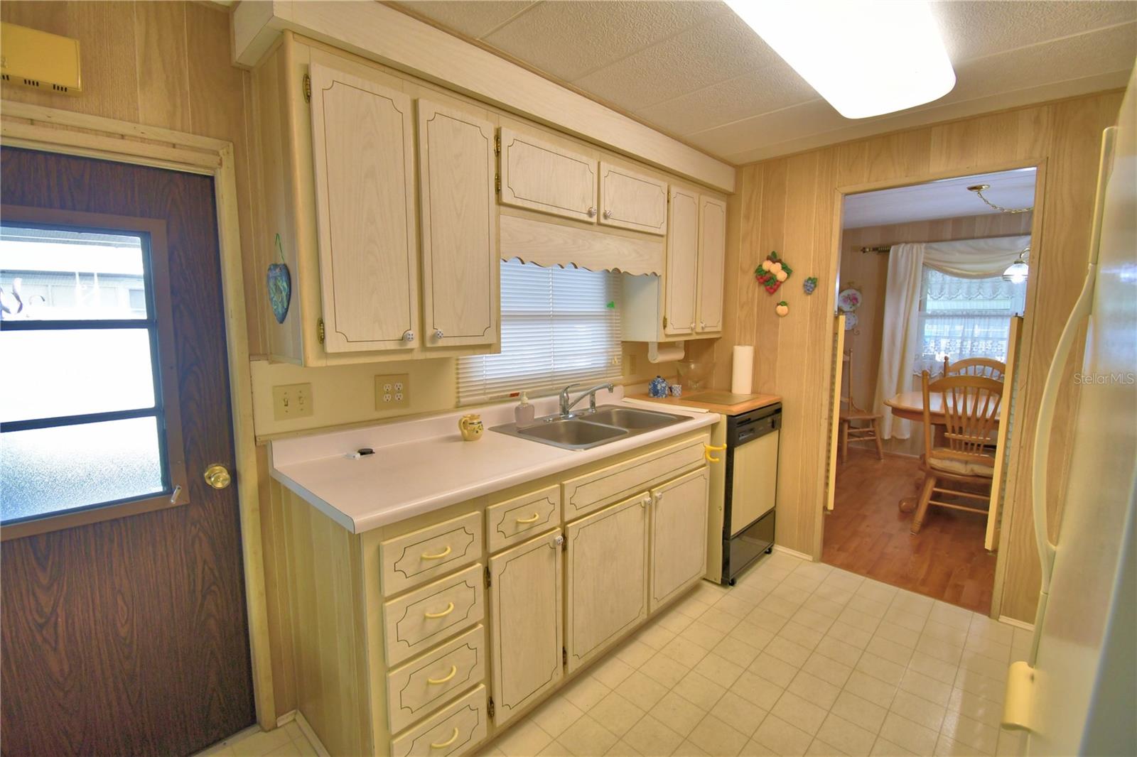 ARIANA SHORES MHP - Residential