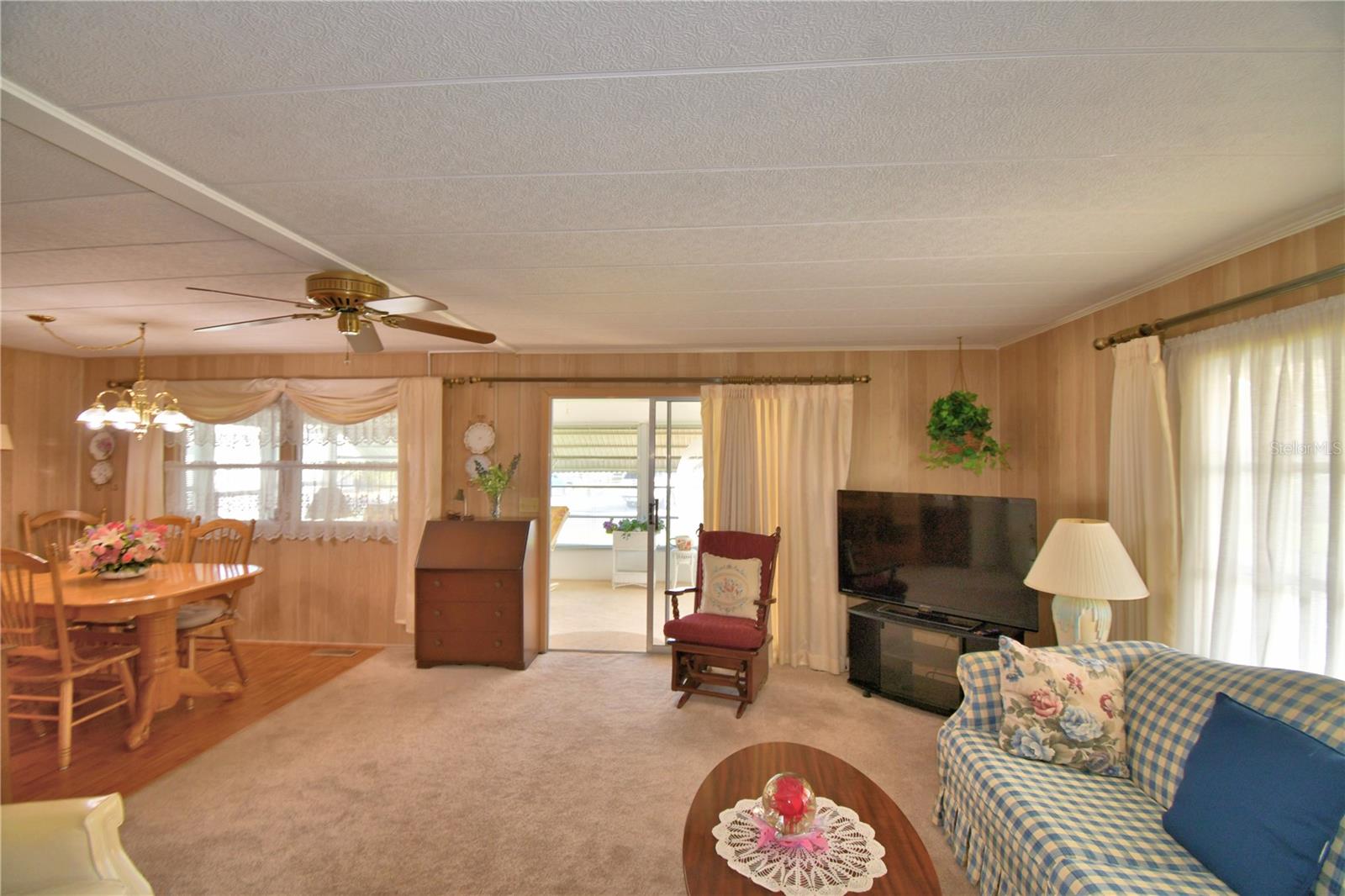 ARIANA SHORES MHP - Residential