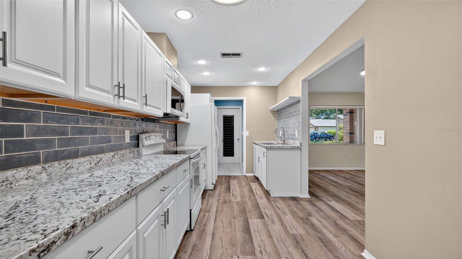 HEATHER WALK - Residential