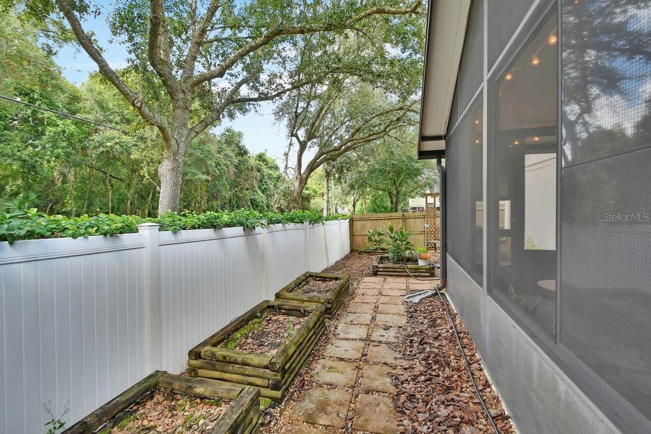 BLUE SPGS VILLAS PH 2 A REP - Residential