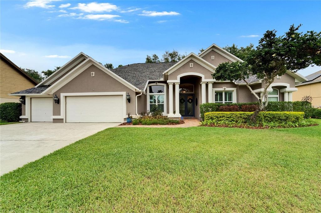 Photo of 2412 Buckhorn Run Drive, Valrico, FL 33596 (MLS # TB8371099)