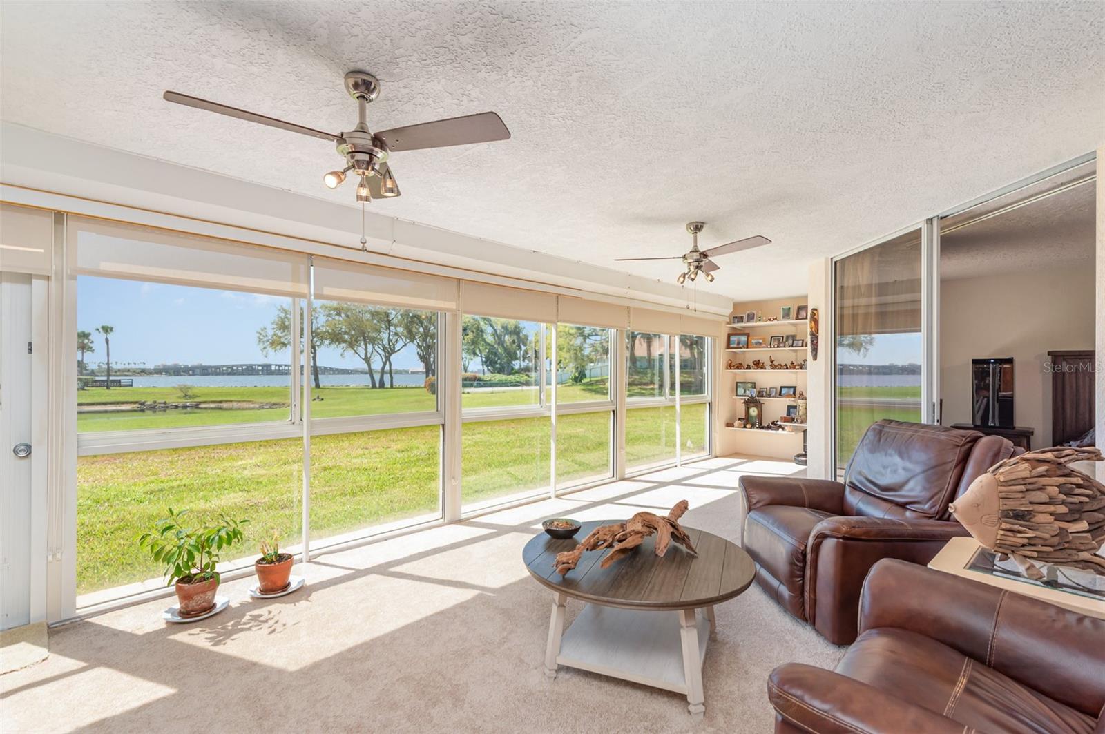 343 N TROPICAL TRAIL 105