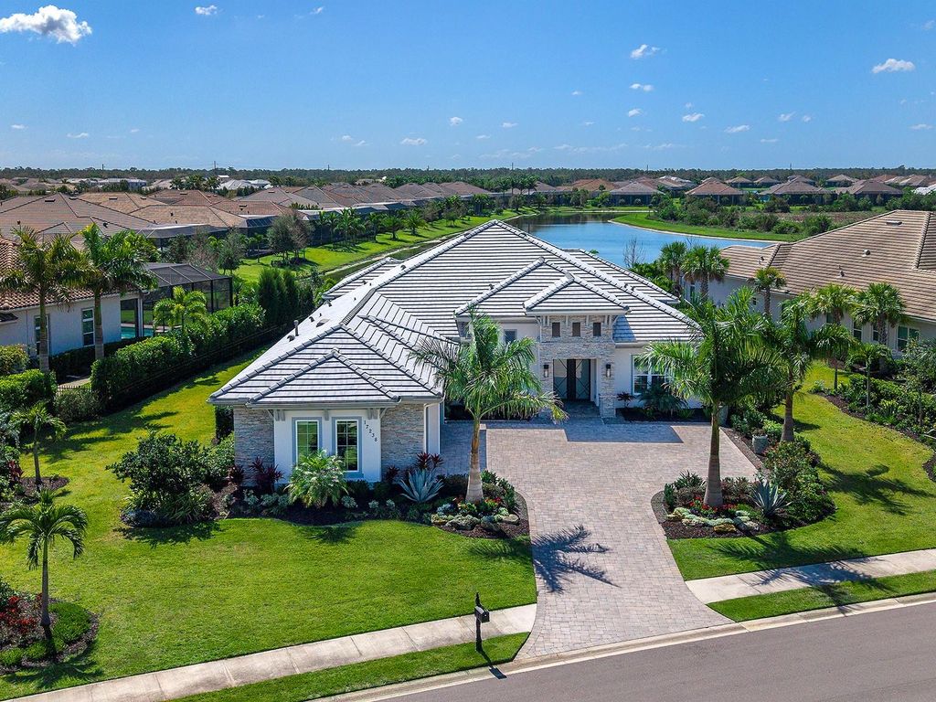 Photo of 17238 Salerno Drive, Lakewood Ranch, FL 34202 (MLS # A4685424)