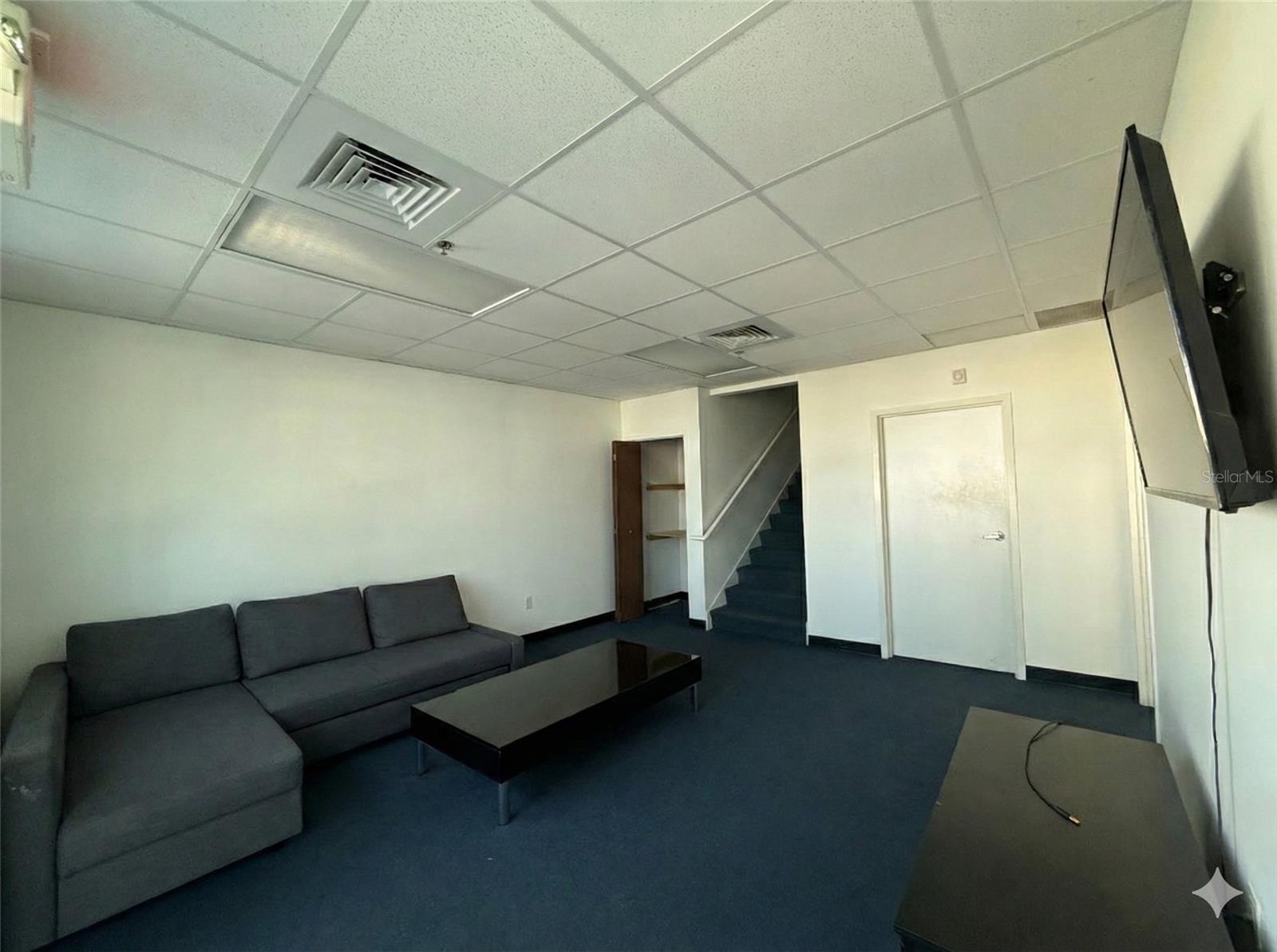 AIRPORT INDUST PK/ORLANDO - Commercial Lease