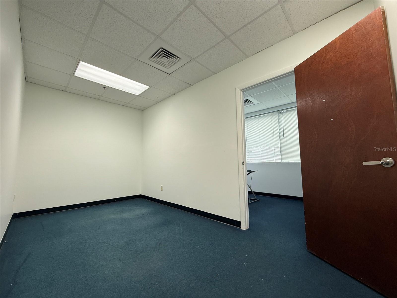 AIRPORT INDUST PK/ORLANDO - Commercial Lease