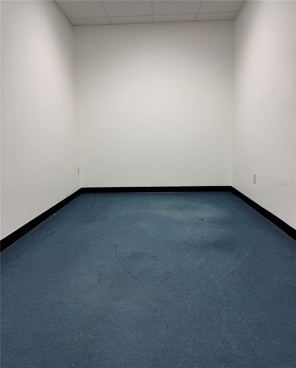 AIRPORT INDUST PK/ORLANDO - Commercial Lease