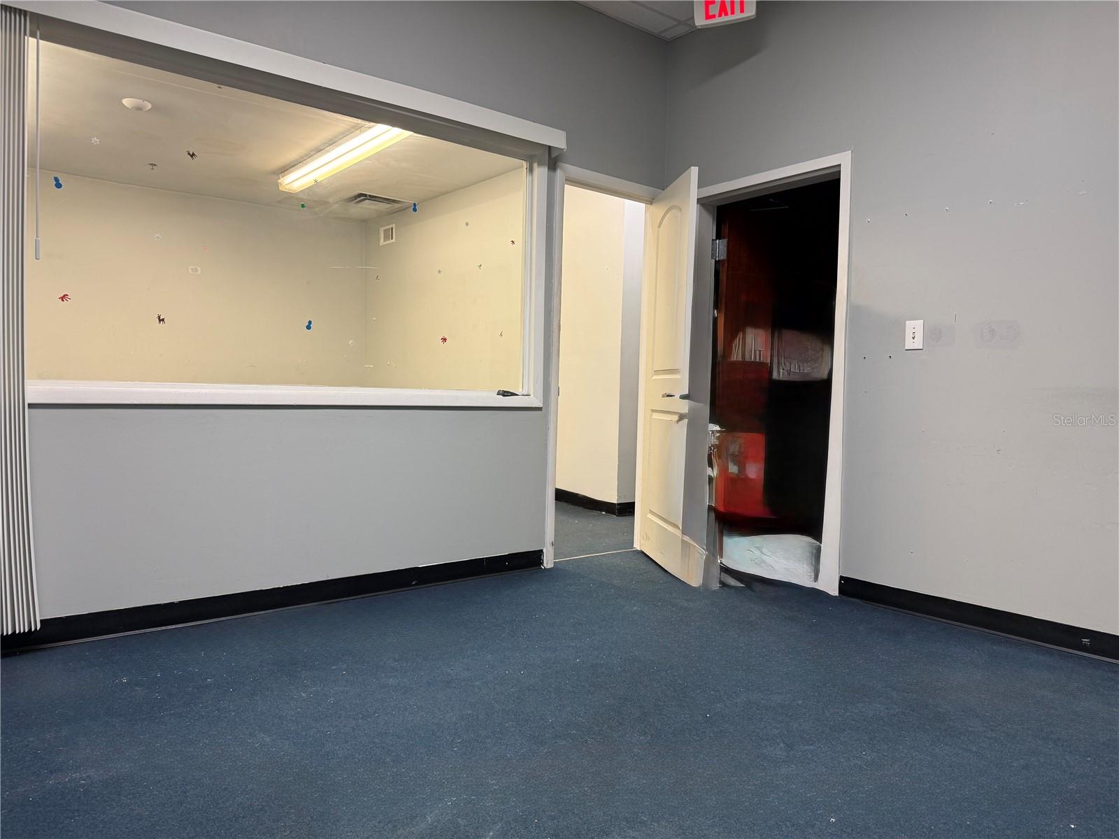 AIRPORT INDUST PK/ORLANDO - Commercial Lease