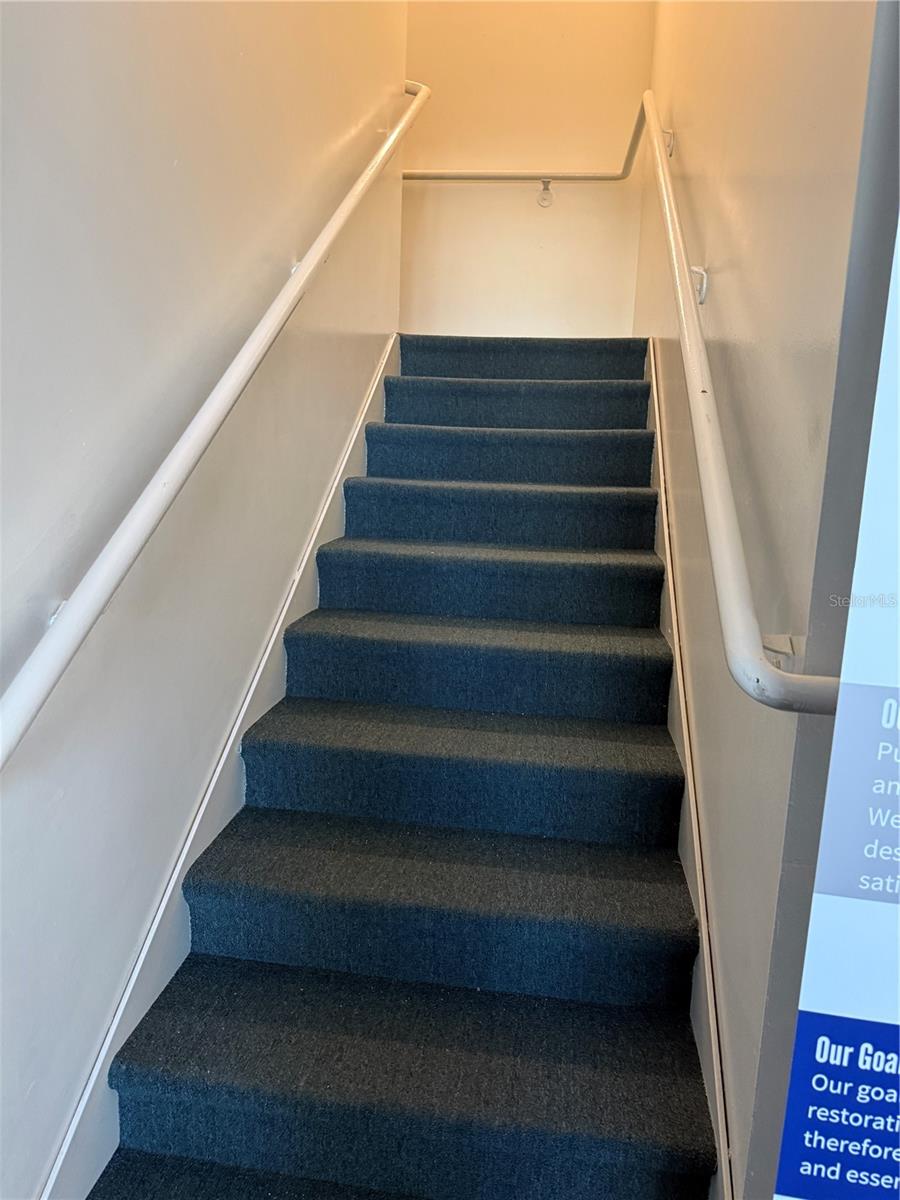 AIRPORT INDUST PK/ORLANDO - Commercial Lease