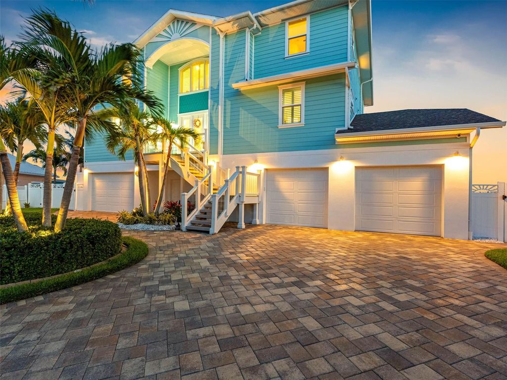 Photo of 11000 8th Street E, Treasure Island, FL 33706 (MLS # TB8388340)